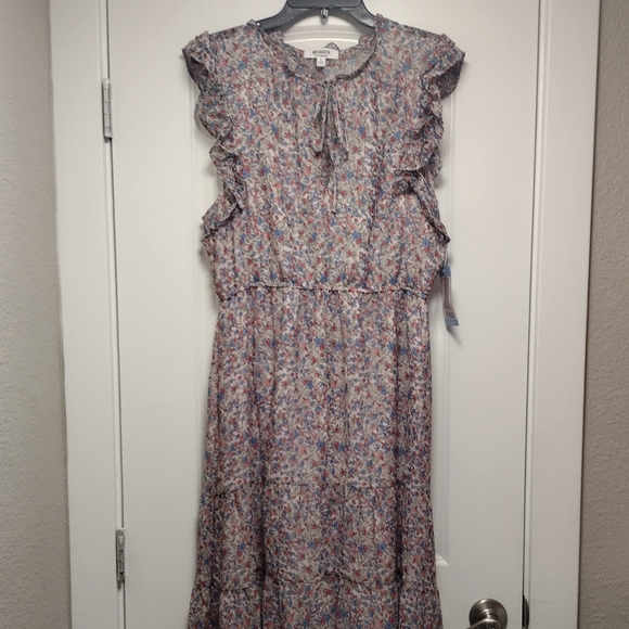 BB Dakota by Steve Madden Ditsy Floral Dress - Picture 7 of 7